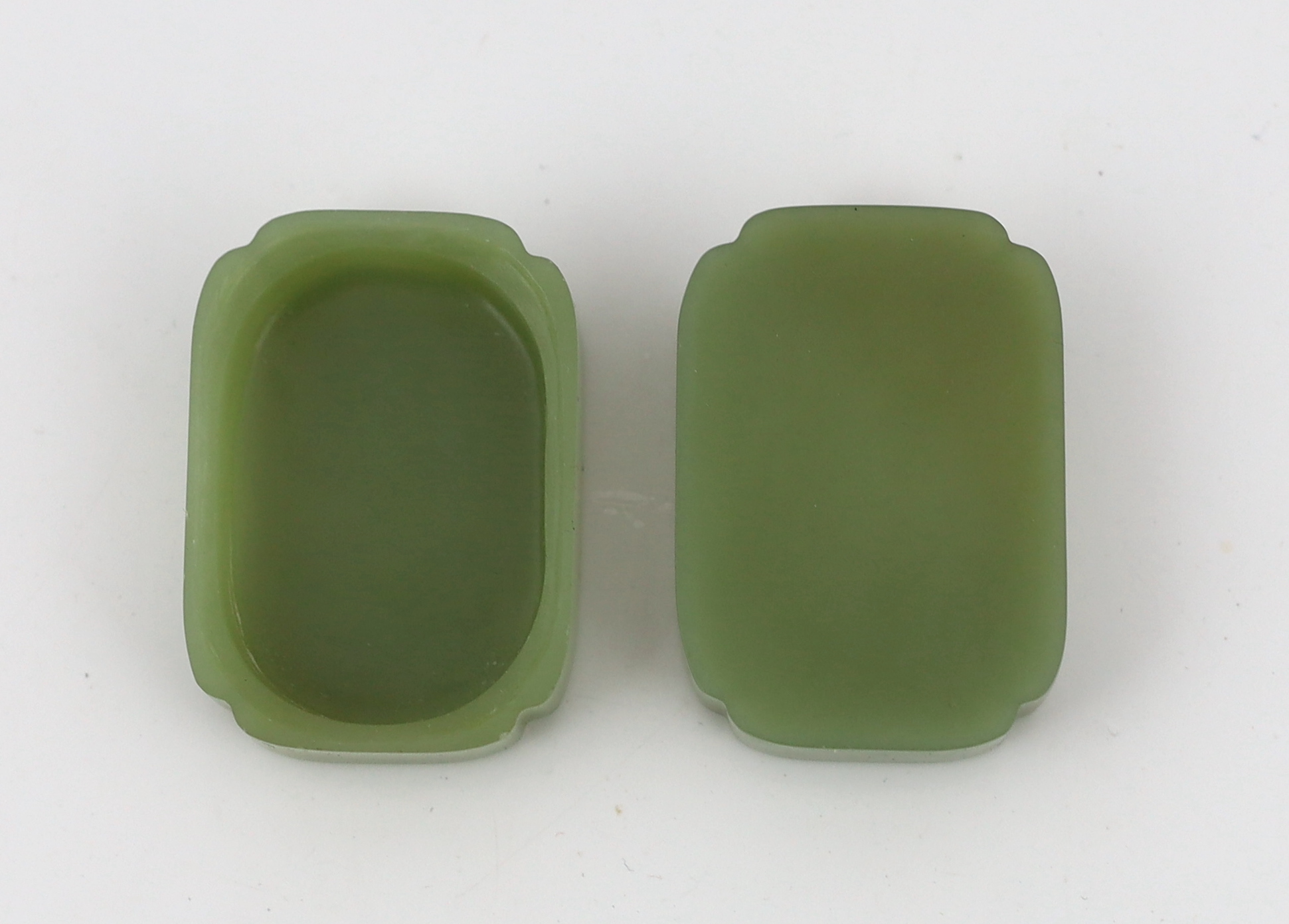 A Chinese green jade box and cover, possibly Ming dynasty